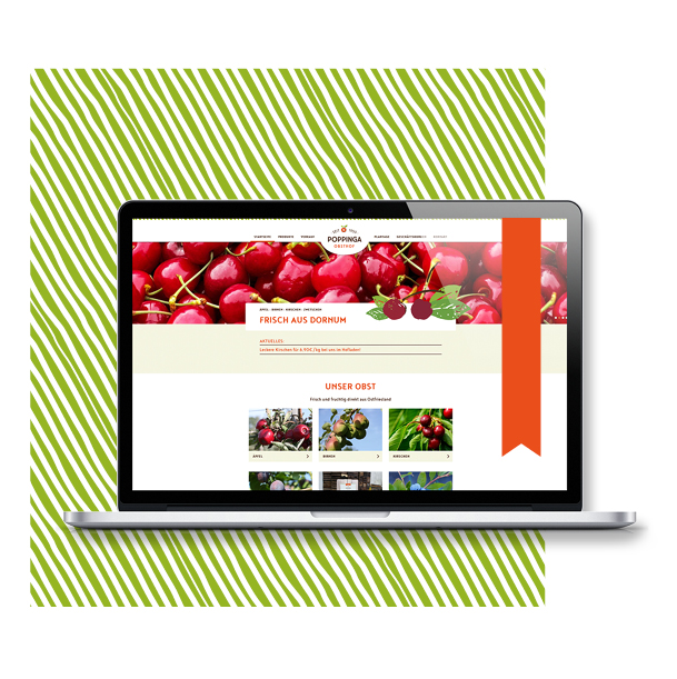  Laptop auf dem die Website vom Obsthof Poppinga zusehen ist
