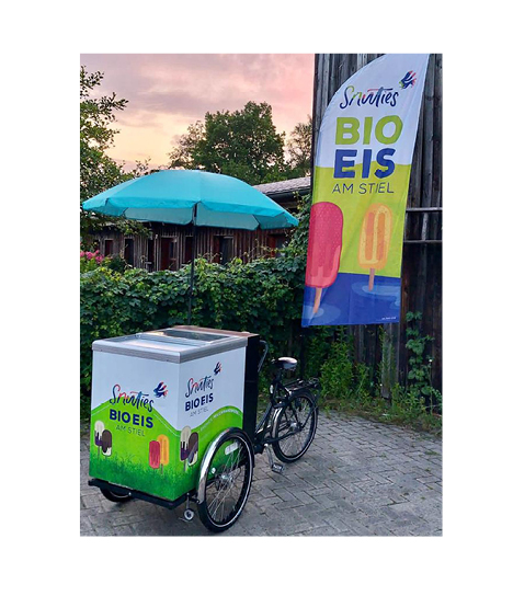 Kamena Bio-Eis Eiscatering Fahrrad Kamena Bio-Eis Eiscatering Fahrrad mit Eis-Flagge