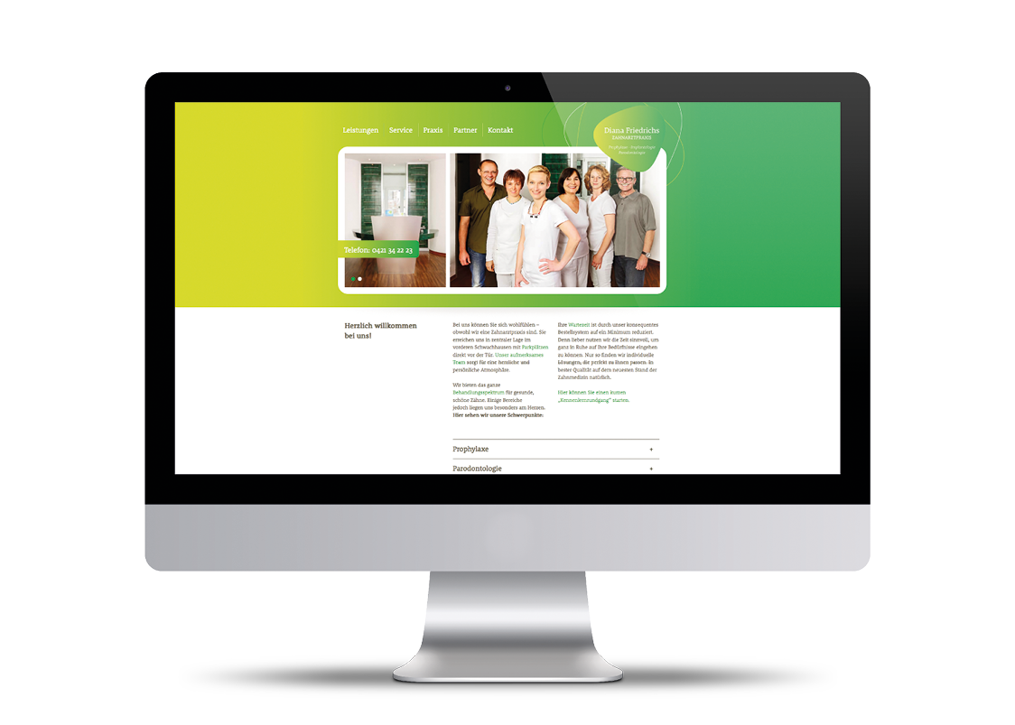iMac auf dem die Website von Diana Friedrichs zusehen ist
